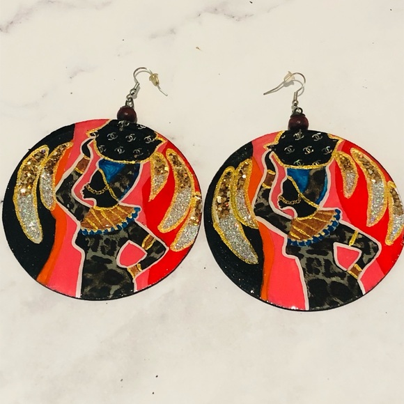 Hand Painted Afrocentric 3D Earrings “Goddess” - Picture 3 of 4